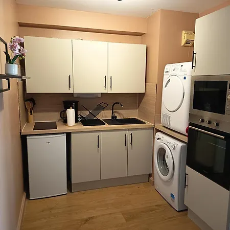 Grand T1 Cosy Avec 6 Couchages - 100m De La Apartment *